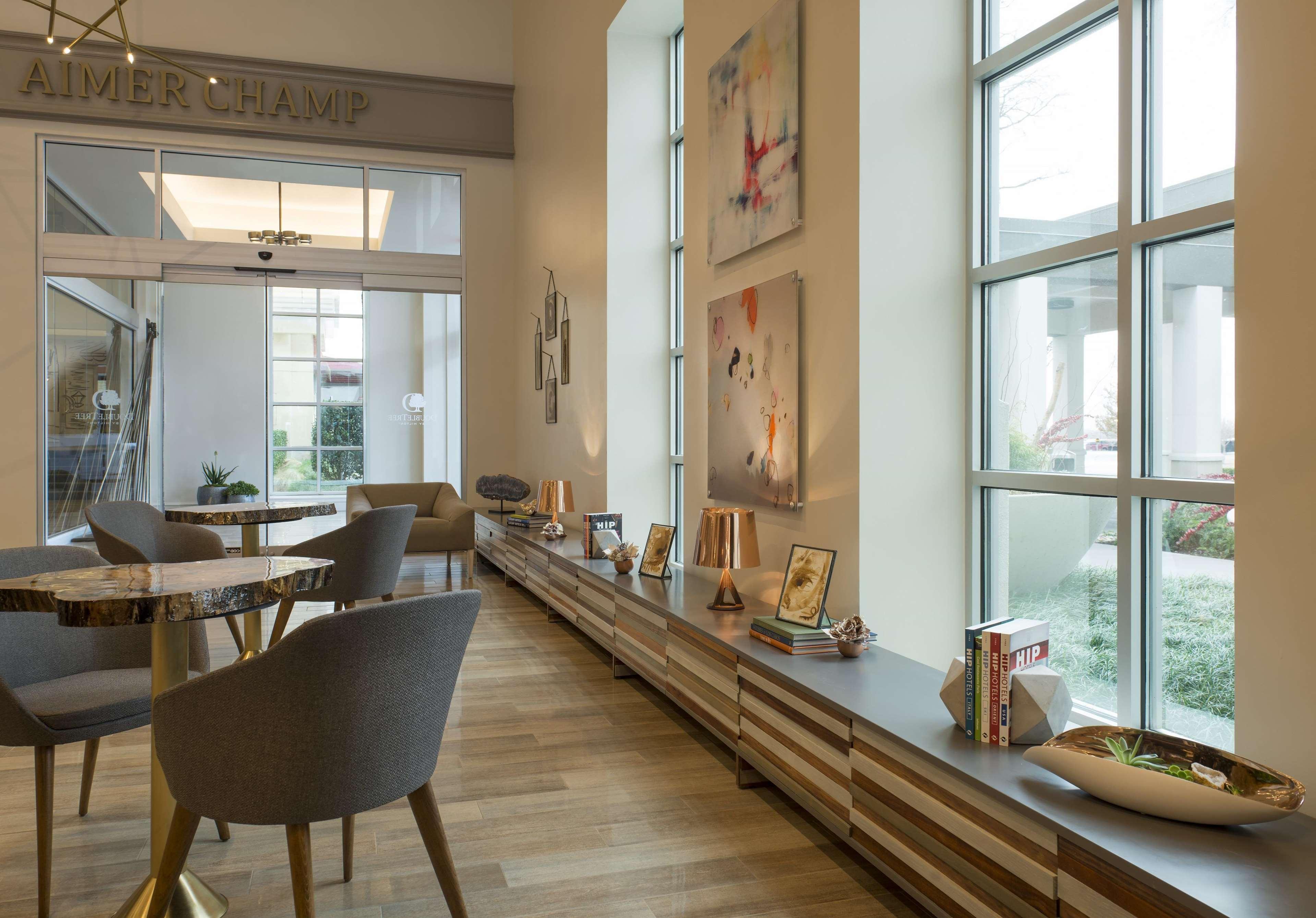 Doubletree By Hilton Hotel Dallas - Love Field Екстериор снимка